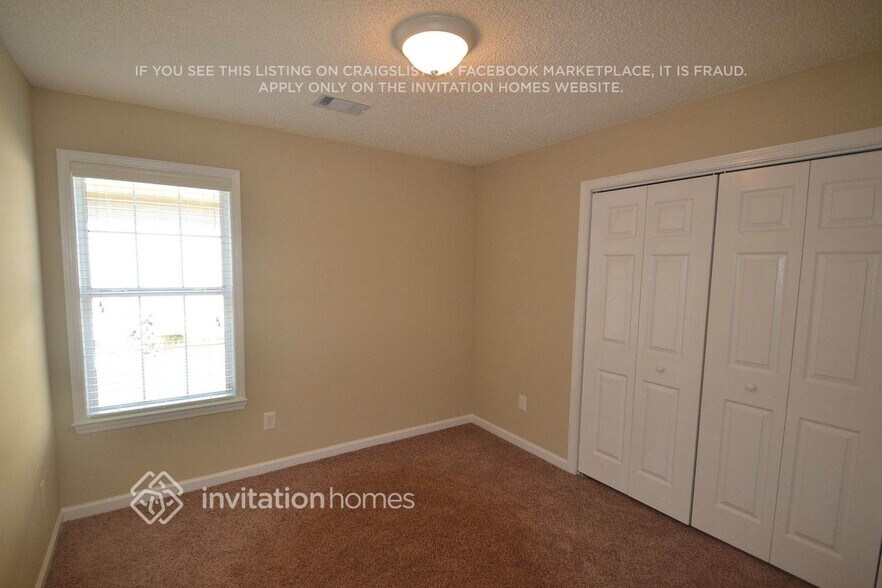 Building Photo - 290 Baldwin Ct