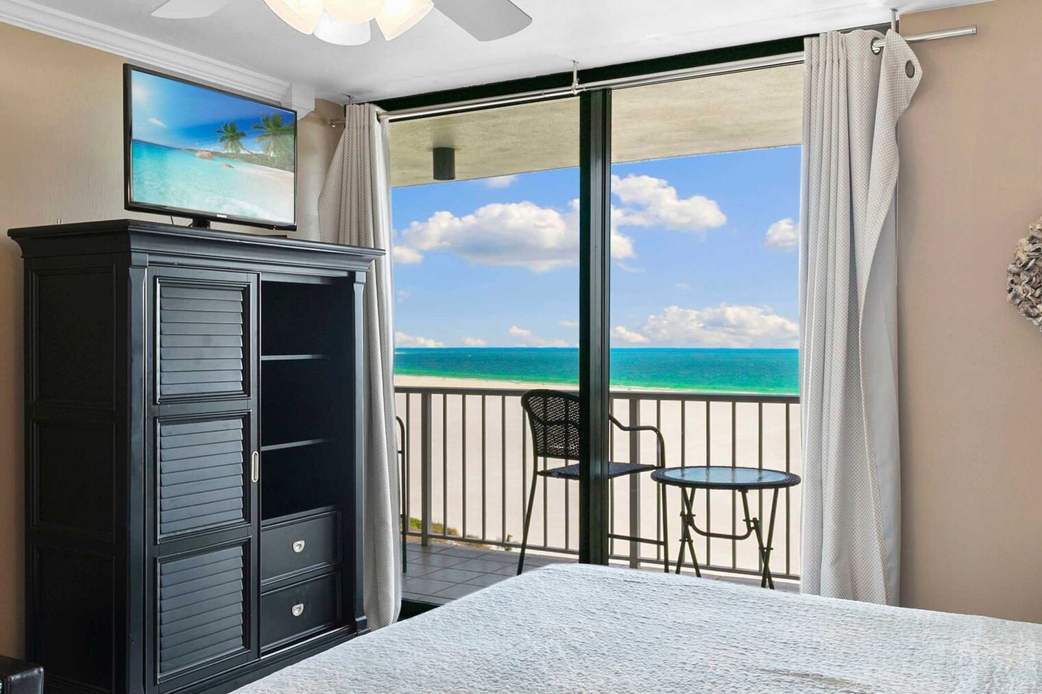 Building Photo - 440 Seaview Ct