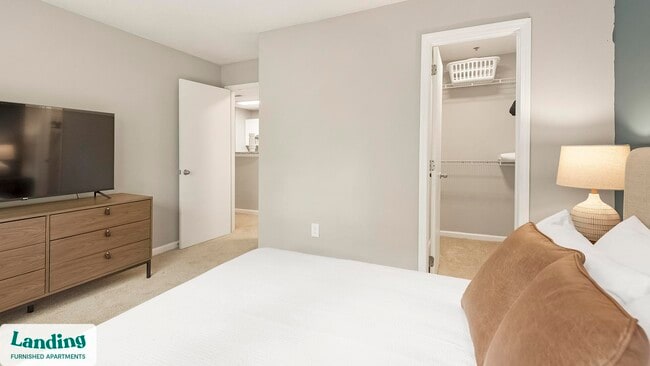 Building Photo - 300 Long Shoals Rd