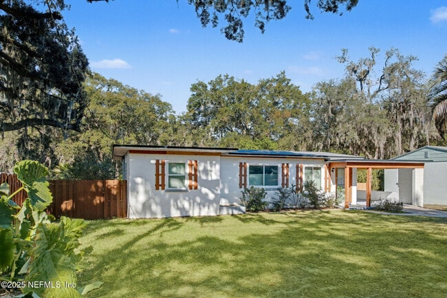 Building Photo - 1503 Broome St