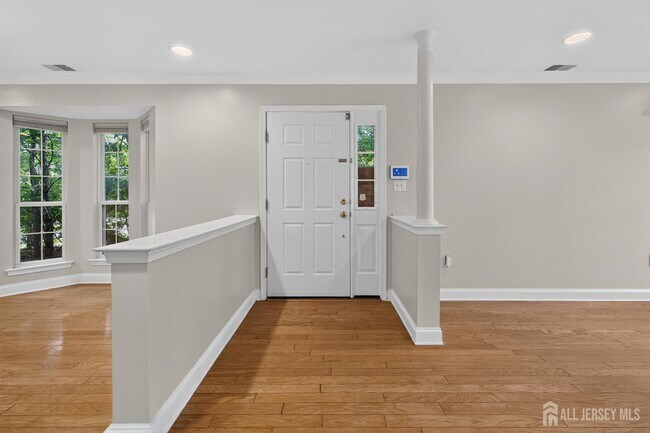 Building Photo - 201 Waldorf Dr