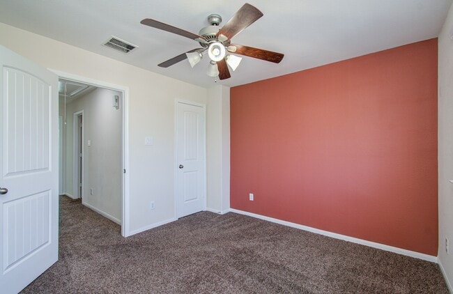 Building Photo - 14839 Swansea Harbor Lane