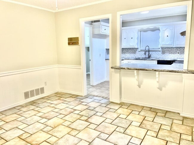 Building Photo - 4601 76th St