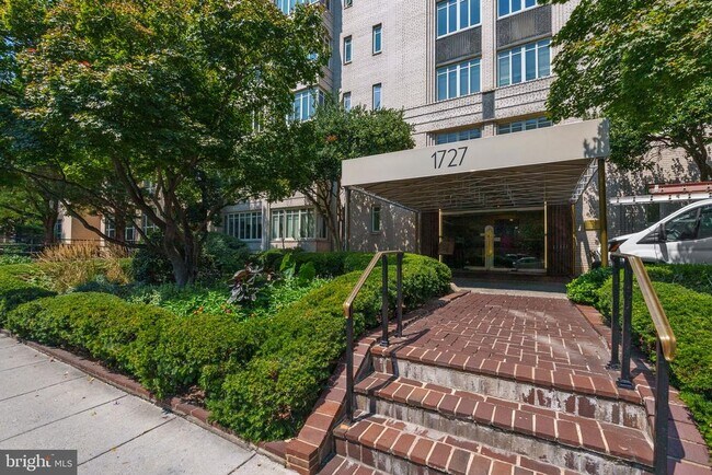 Building Photo - 1727 Massachusetts Ave NW