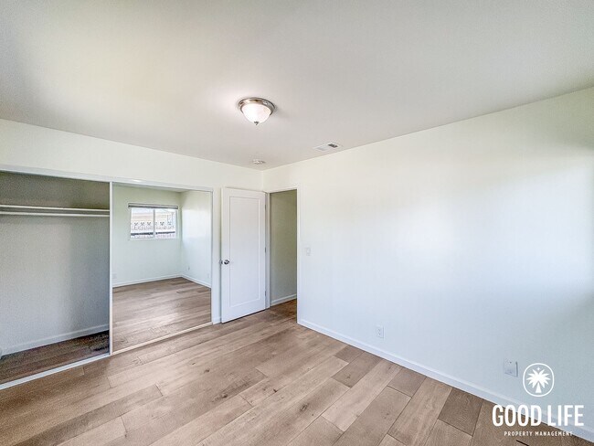 Building Photo - SD: 3BD/2BA Home in Oceanside with Private Backyard, Wood-Burning Stove & In-Unit Laundry
