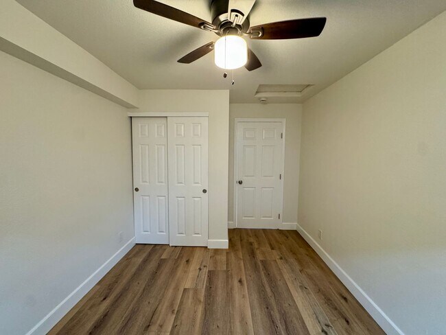 Building Photo - 310 Hansbery Way