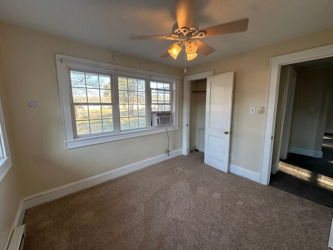 Building Photo - Affordable 2 Bedroom Home with Garage & Extra Space