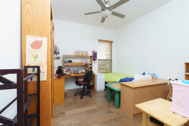 Building Photo - 816 Paseo de Castana Wy