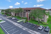 Building Photo - 800 SW 131st Ave