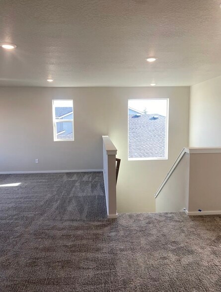 Building Photo - 2896 N Barton Loop