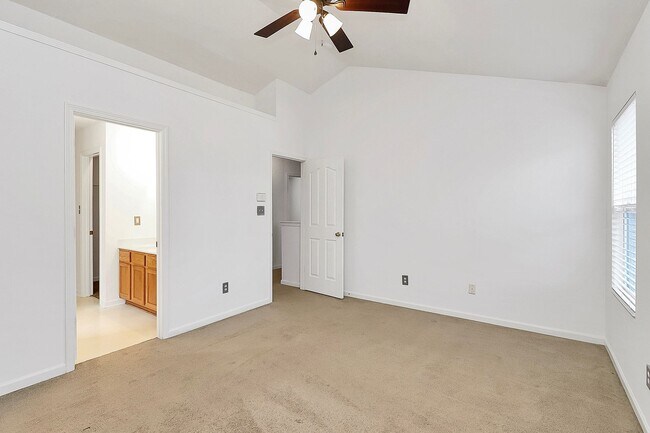 Building Photo - 3 Bed/2 Bath Home for RENT