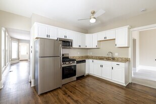 Building Photo - 2756 S Logan Ave