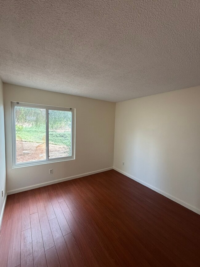 Building Photo - 3652 Clairemont Dr