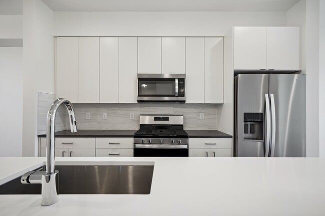 Building Photo - 32730 Hemlock Ave SE