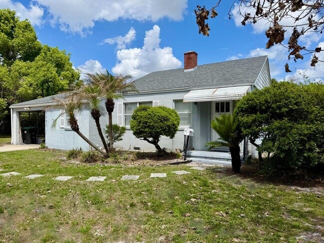 Building Photo - 1931 Staunton Ave