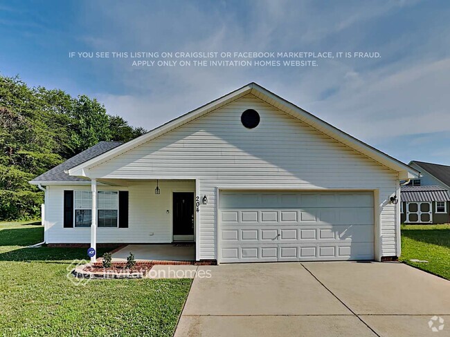 Building Photo - 204 Corinthian Dr