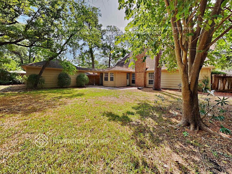 Building Photo - 4814 Wind Chimes Dr