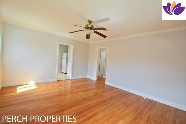 Building Photo - 179 W Spazier Ave