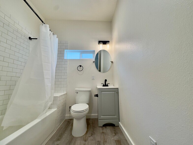 Building Photo - 3641 West St