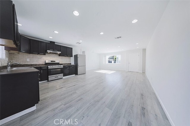 Building Photo - 10501 Cantara St