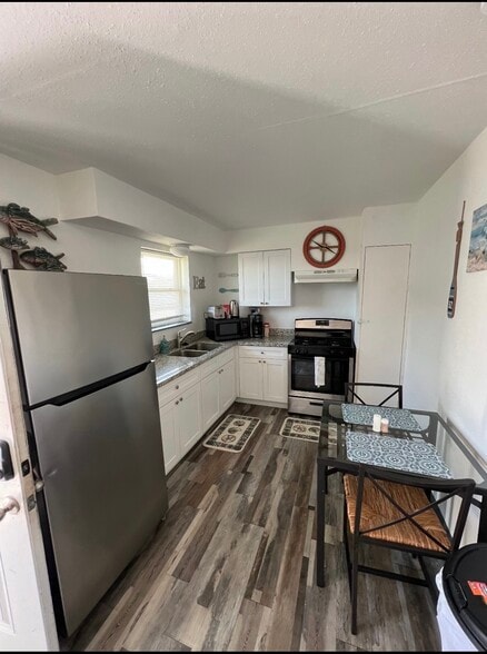 Building Photo - 4806 6th St