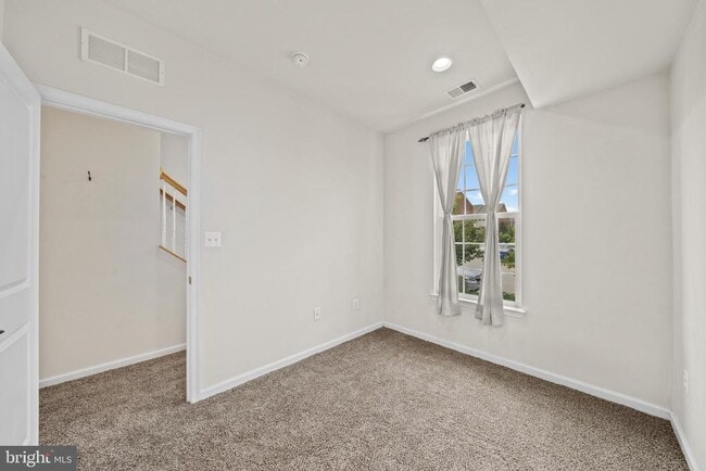 Building Photo - 7470 Singers Way