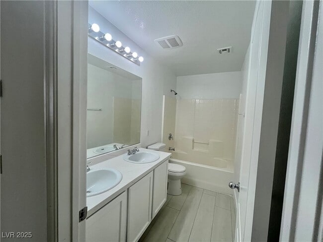 Building Photo - 10748 Tuscan Ct