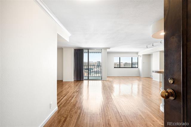 Building Photo - 1551 Larimer St