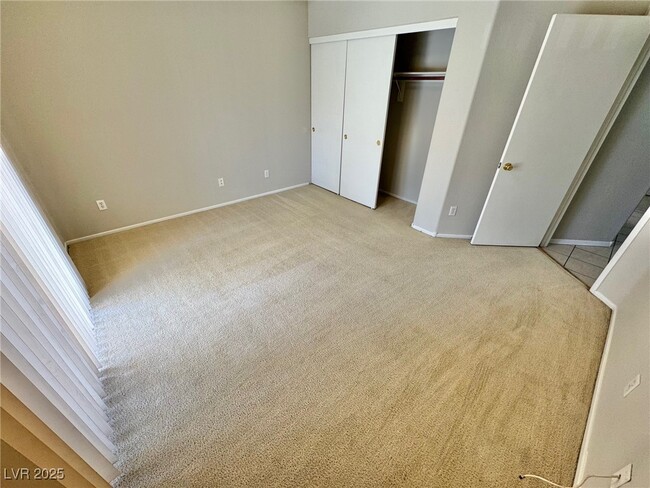 Building Photo - 5323 Estornino Ave