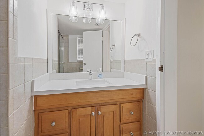 Building Photo - 3661 Via Poinciana