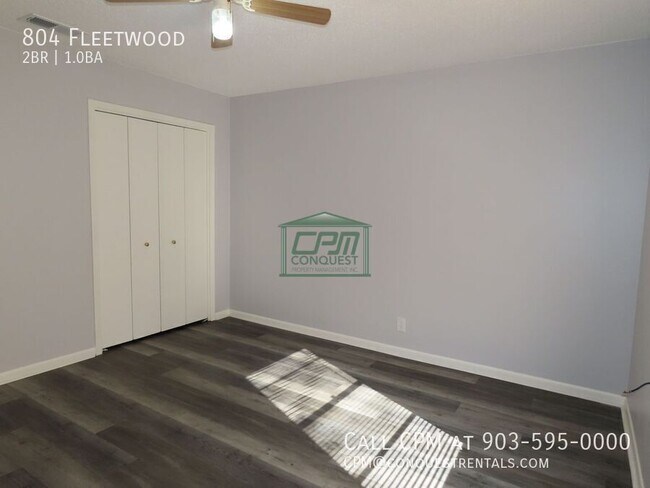 Building Photo - 804 Fleetwood-