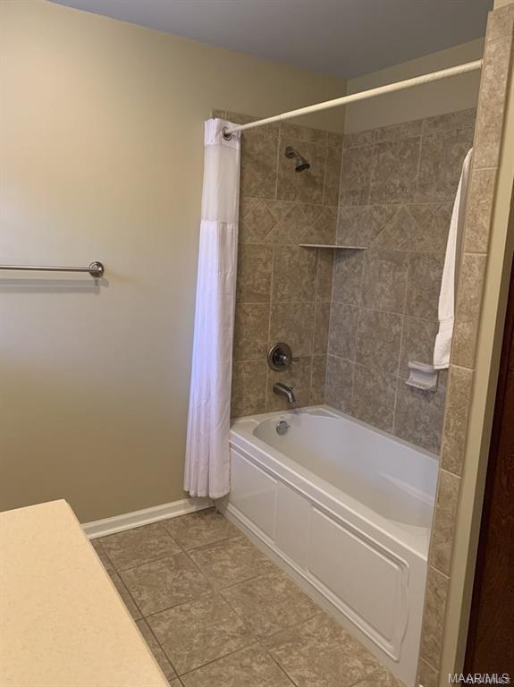 Building Photo - 111 Arrowhead Dr