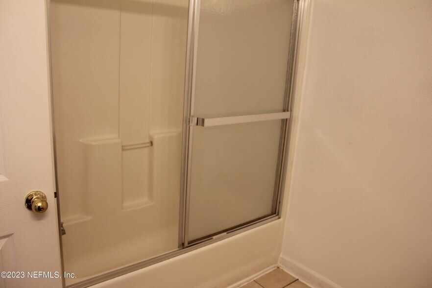 Building Photo - 7920 Merrill Rd