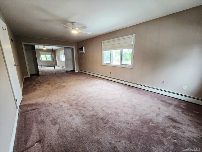 Building Photo - 104 Choir Ln