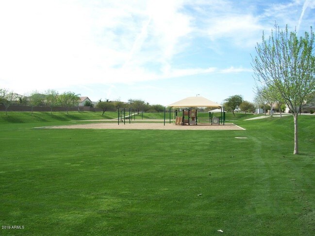 Building Photo - 1302 E Beth Dr