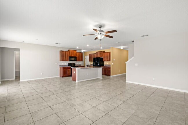 Building Photo - BEAUTIFUL Home For Rent in Cypress Creek!