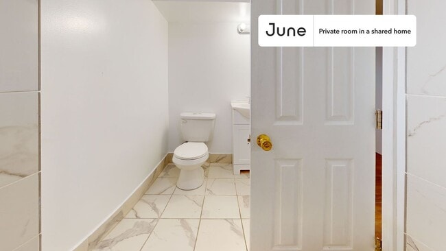 Building Photo - Room in Shared 7 bed/6 bath home