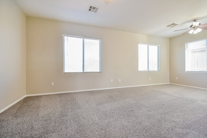Building Photo - 8257 Begonia Blush Dr