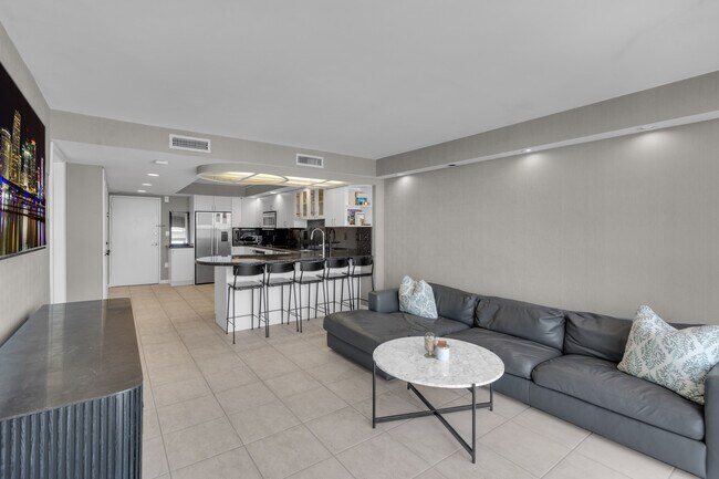 Building Photo - 1228 West Ave