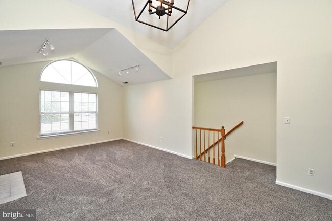 Building Photo - 3208 Danbury Ct