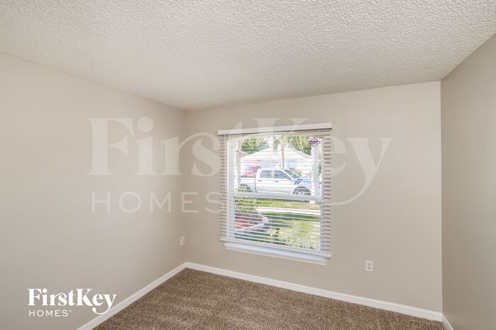 Building Photo - 2849 Maderia Cir