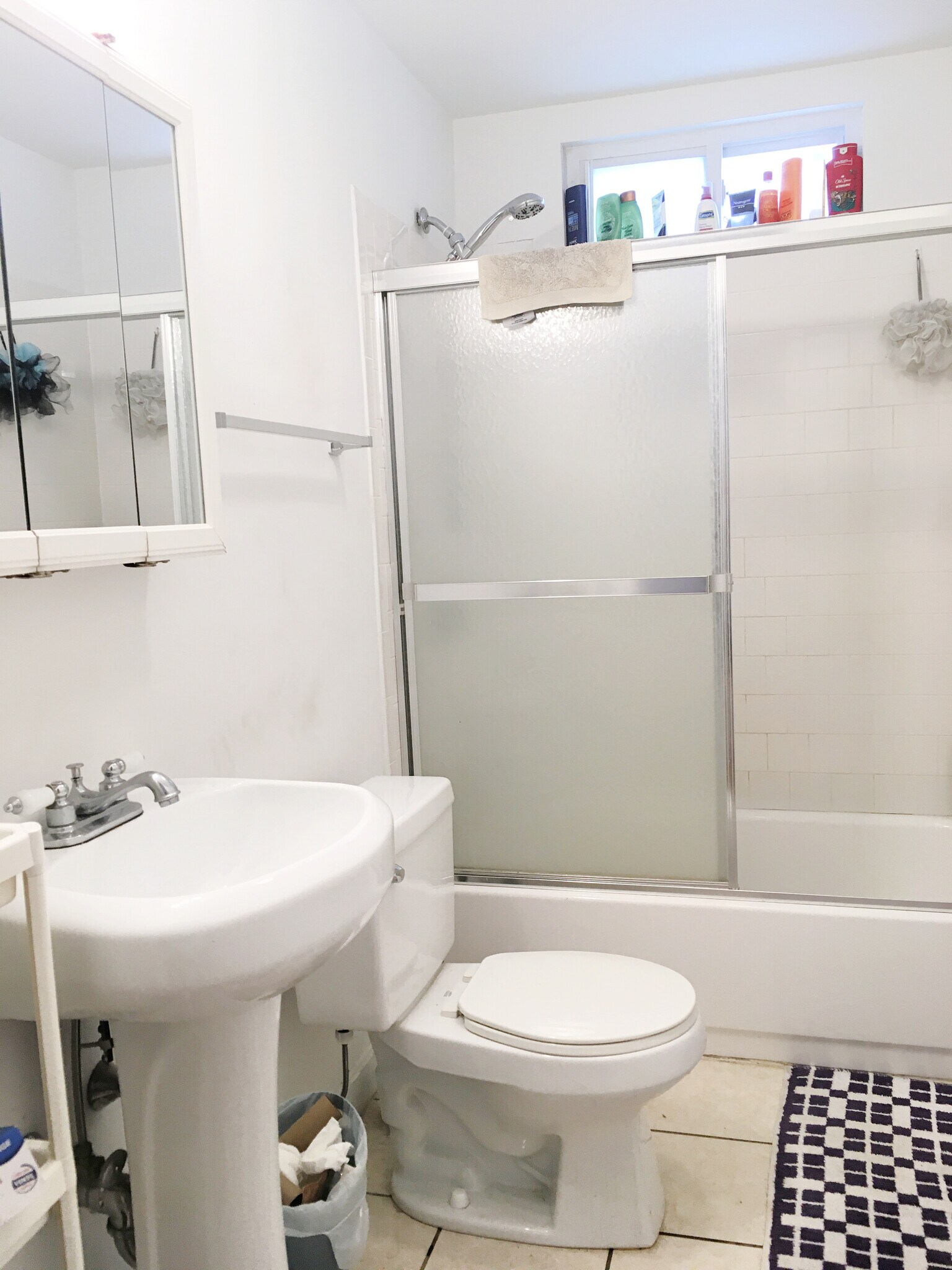 Bathroom 1 - 29 Brackett St