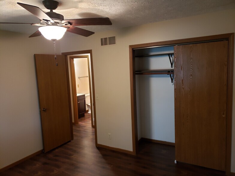 Bedroom #2 - 5501 S 32nd Cir