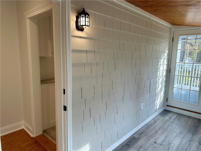 Building Photo - 54 Planet Ave