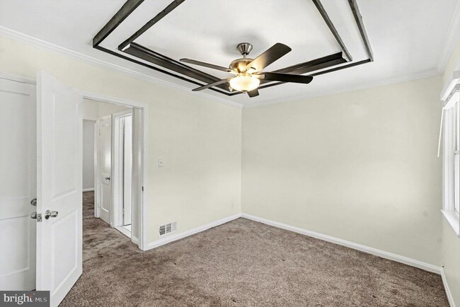 Building Photo - 6835 Eastbrook Ave