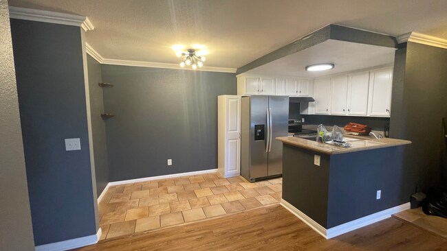 Kitchen - 432 Edgehill Ln