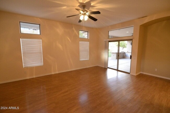 Building Photo - 11467 E Sweetwater Ave