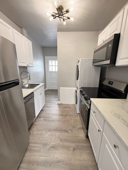 Building Photo - 1415 Leigh St