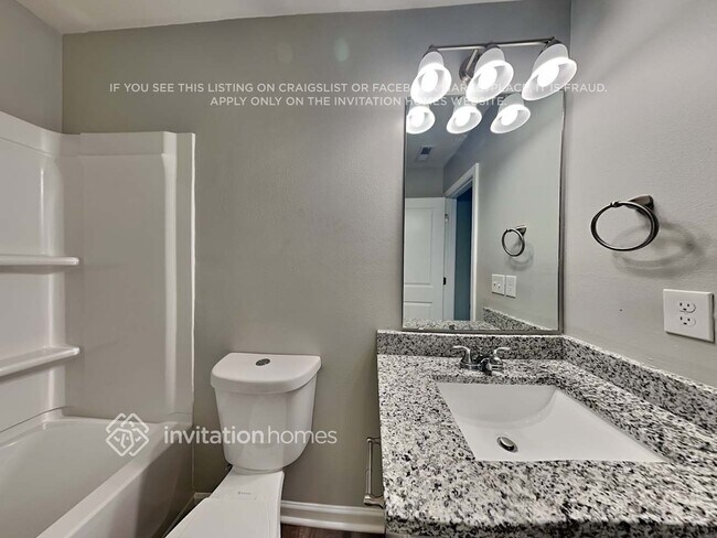 Building Photo - 1920 Northrop Dr