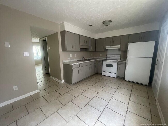 Building Photo - 4971 Galveston Dr